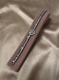 Kalp detaylı su yolu bileklik