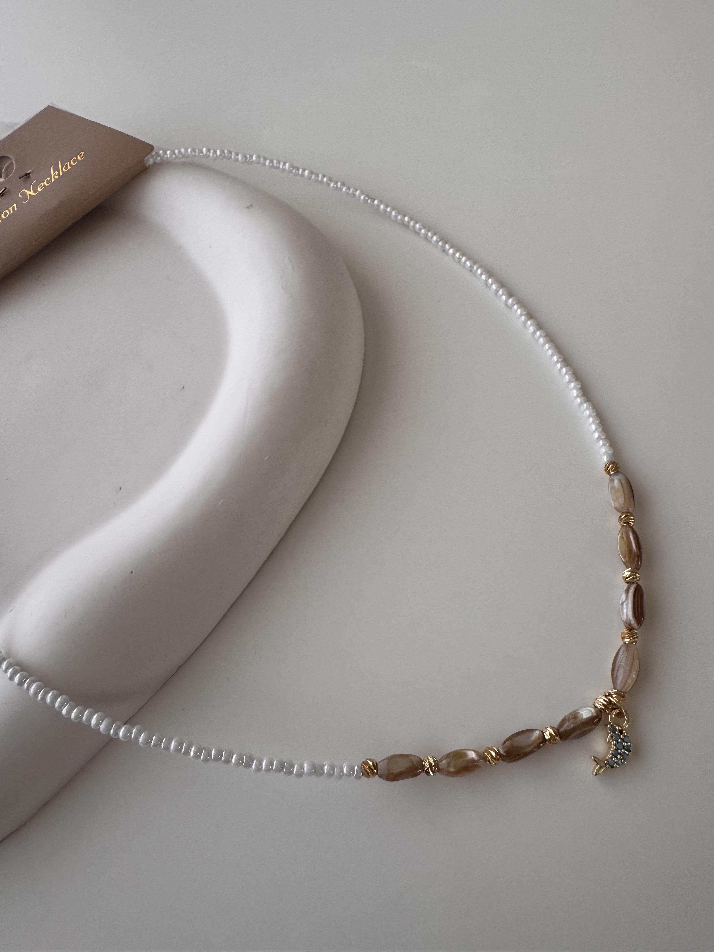 Kahve Taşlı Şans Kolyesi