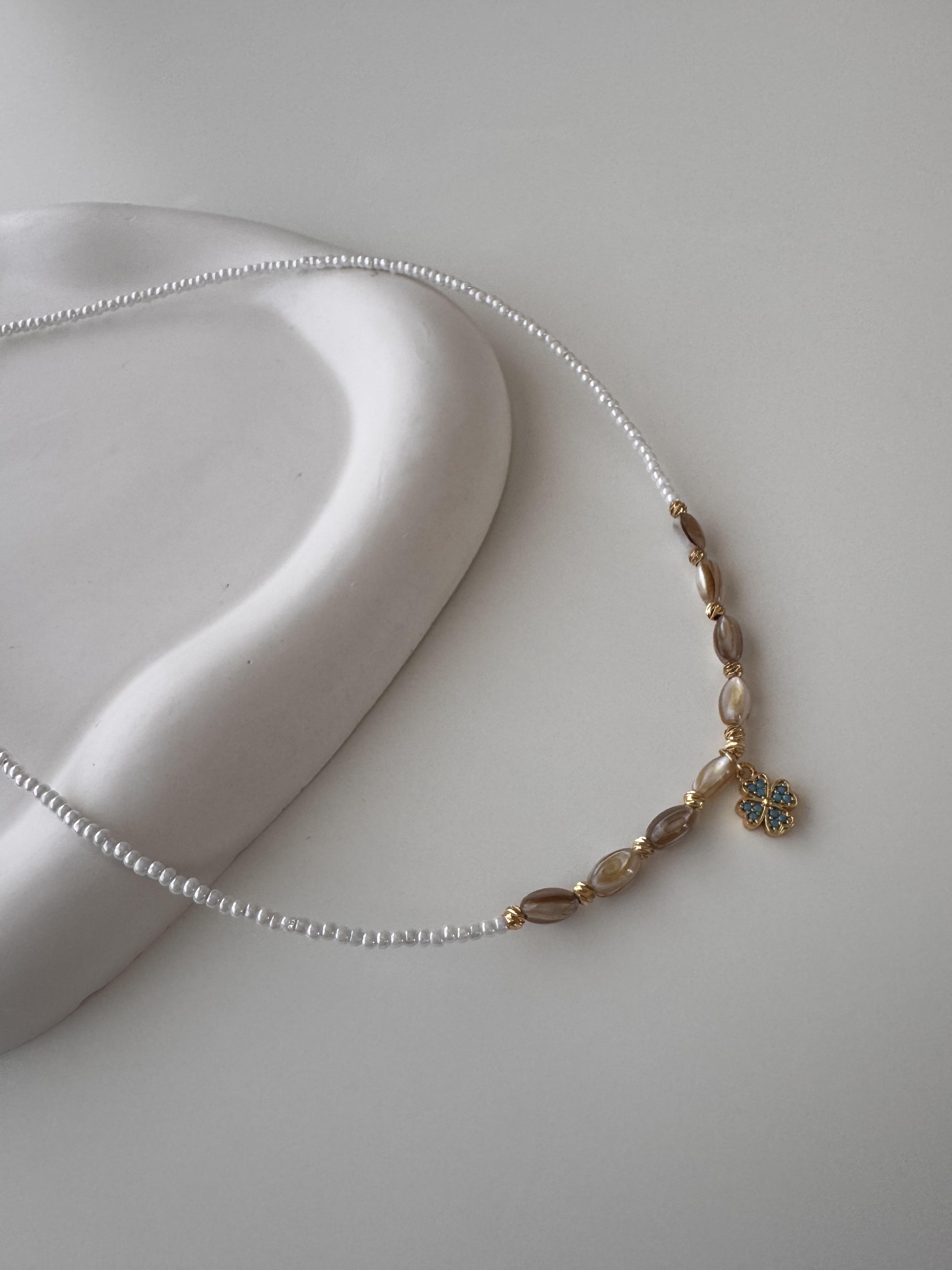 Kahve Taşlı Şans Kolyesi