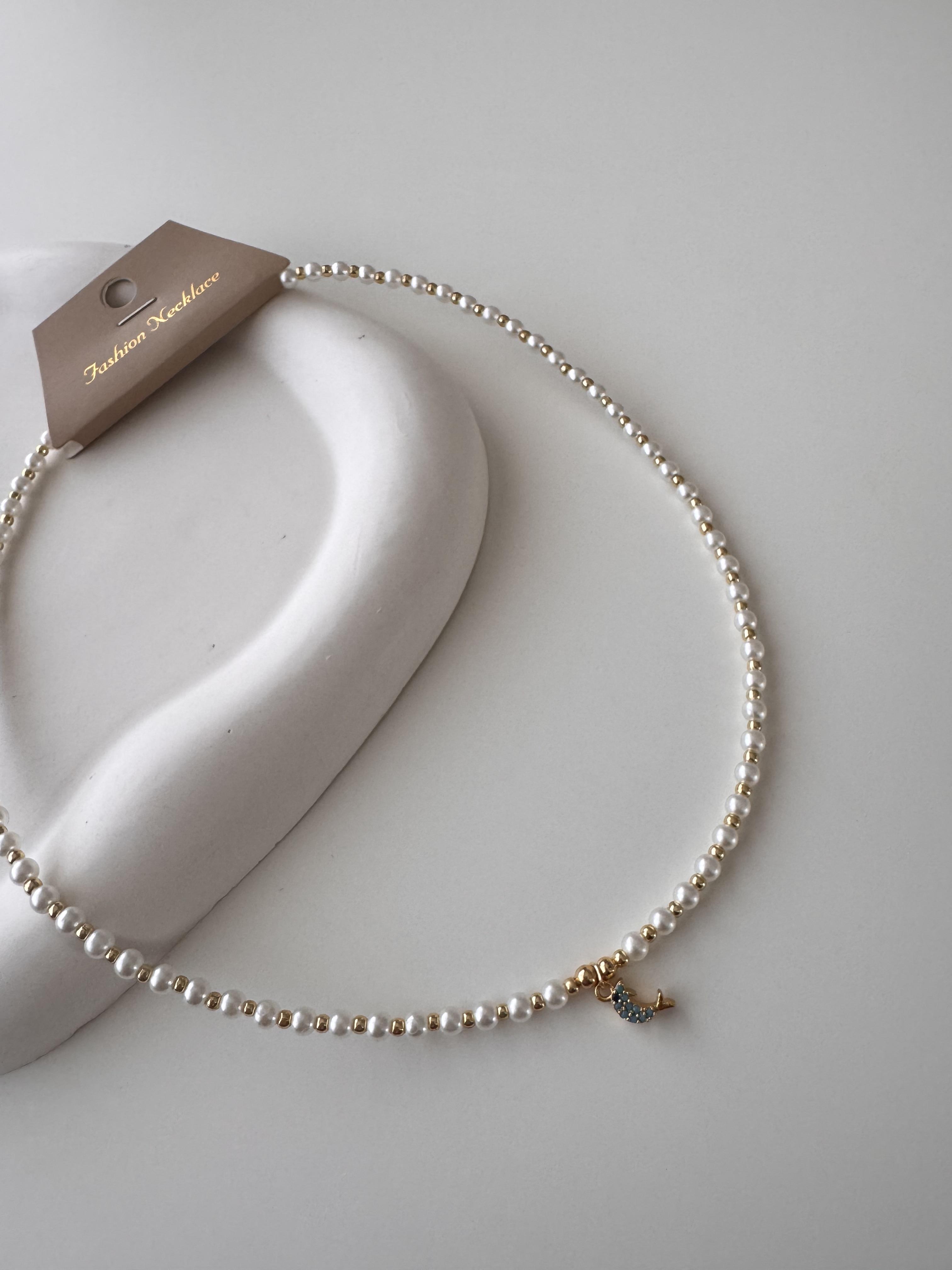 Motif Detaylı Yapay İnci Kolye