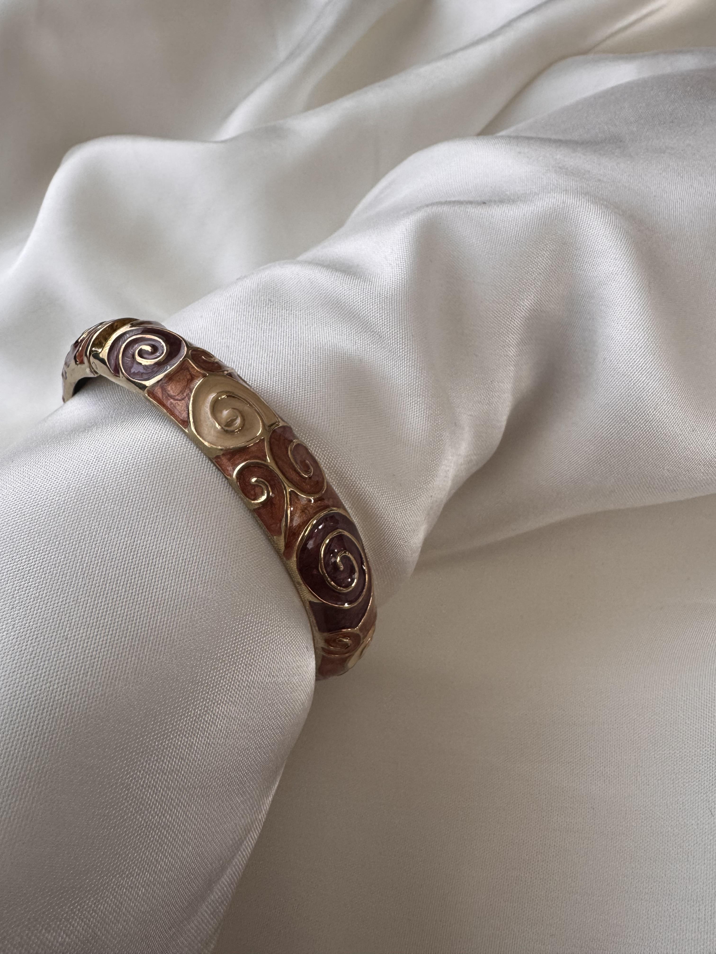 Kahve Tonları Mineli Kelepçe